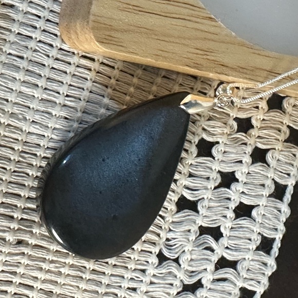 Natural Silver Sheen Black ObsidianTeardrop Pendant Necklace - Picture 3 of 8